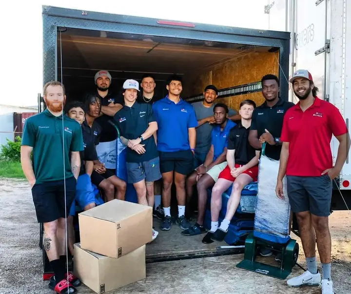 inNout Movers crew ready for a garage move